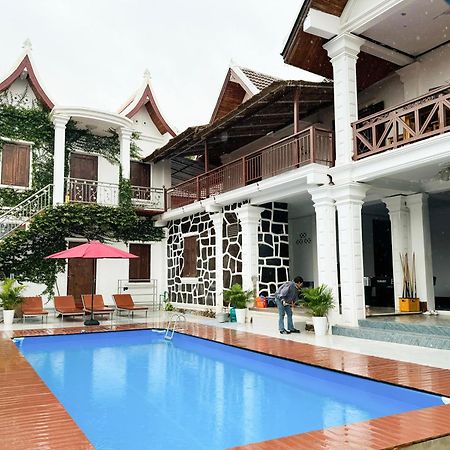 Sabai Sabai Backpackers Hostel ルアンパバーン エクステリア 写真